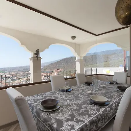 Rico - Costa Adeje Vila
